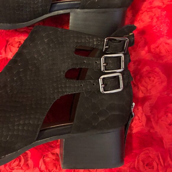 JEFFREY CAMPBELL LEATHER BOOTIES - Picture 7 of 16